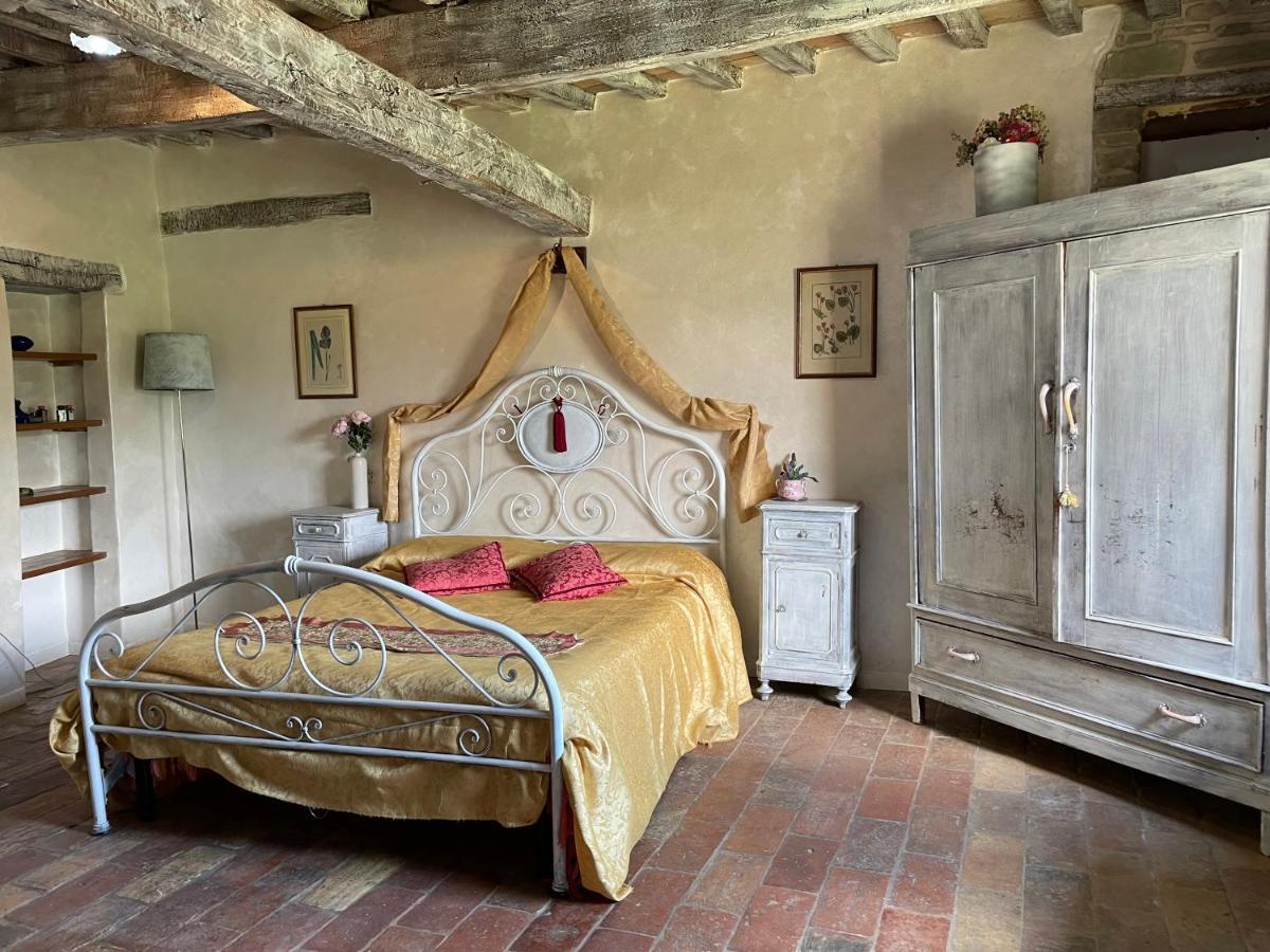 Agriturismo Biologico Castello Della Pieve Mercatello sul Metauro 외부 사진