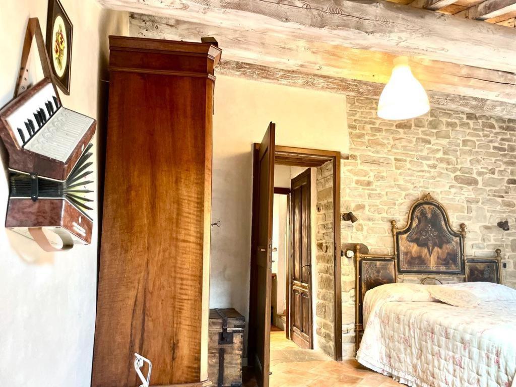 Agriturismo Biologico Castello Della Pieve Mercatello sul Metauro 외부 사진